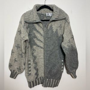 Grey & White Size Medium 100% Wool Shawl Collar Full Zip Sweater Southwestern